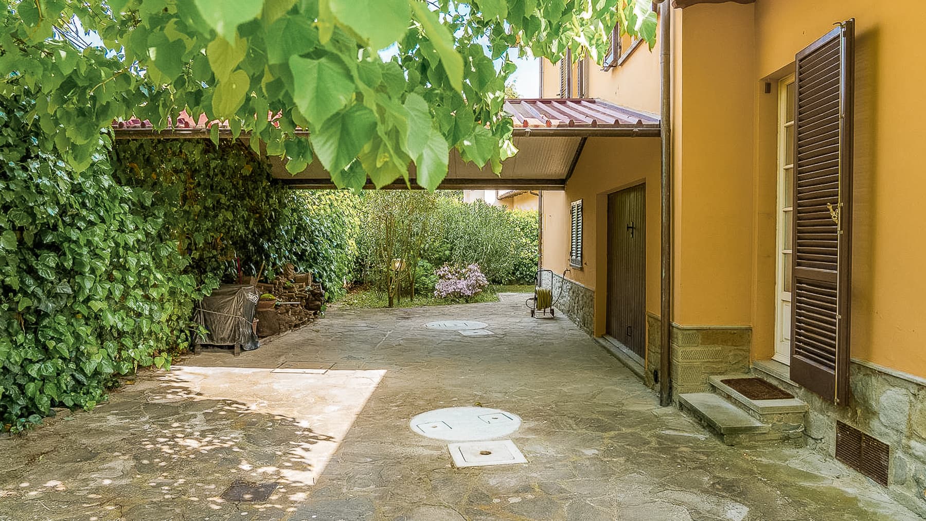 Big Image 14