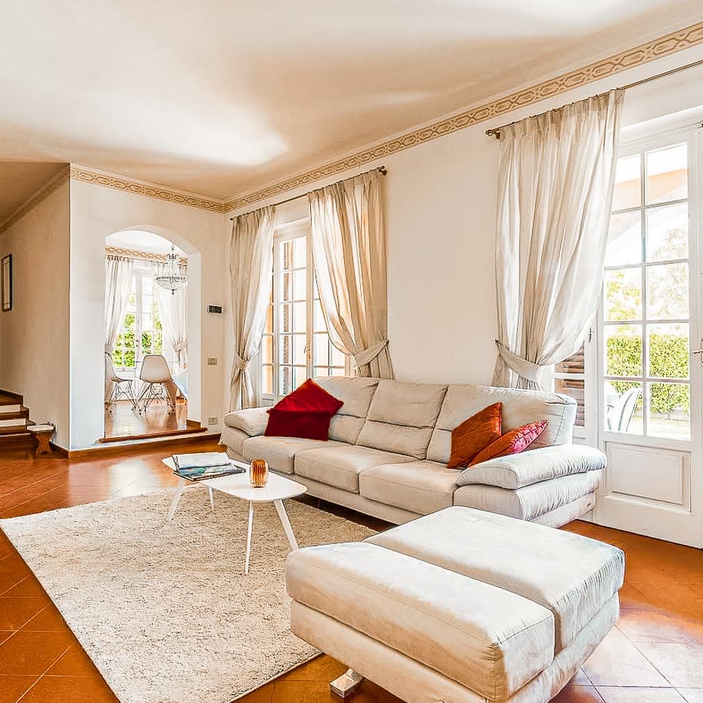 Charming Villa with Pool Near Cortona, Tuscany