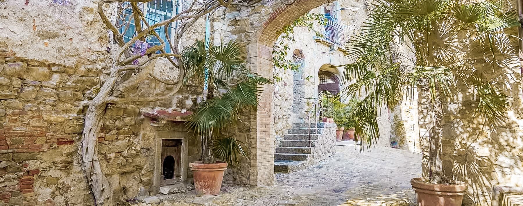 Elegant Apartment in Castiglion Fiorentino, Tuscany