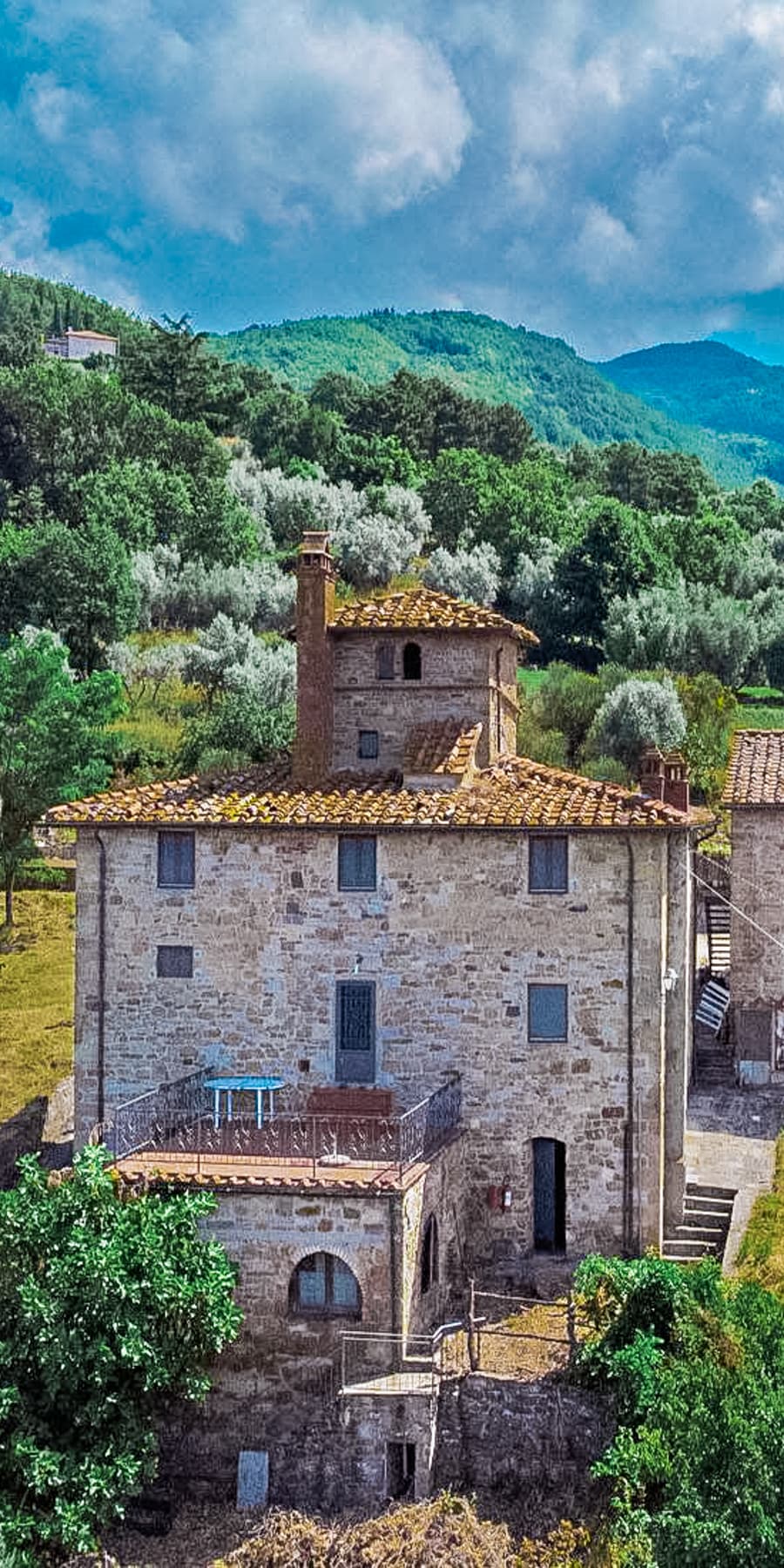 Rustico-Casale with Pool and Restaurant in Reggello