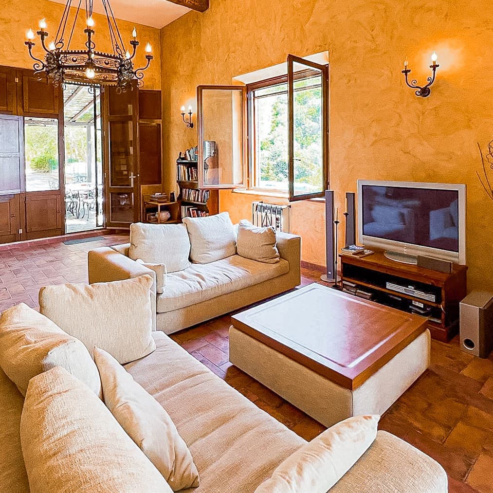 Villa with Pool in Trequanda, Heart of Tuscany