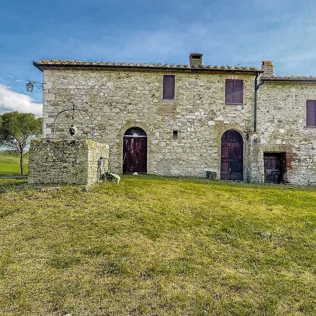 Rustic Country House in Tuscany's Val d'Orcia