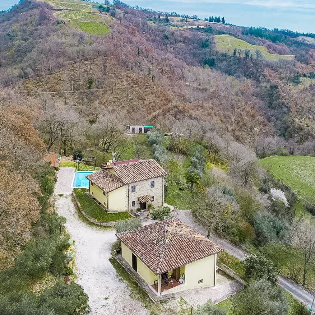 Casale storico in campagna umbra, Città di Castello