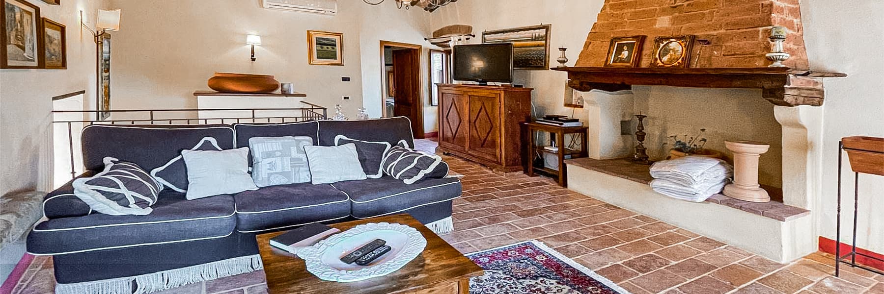 Rustic Country House in Charming Cortona, Tuscany