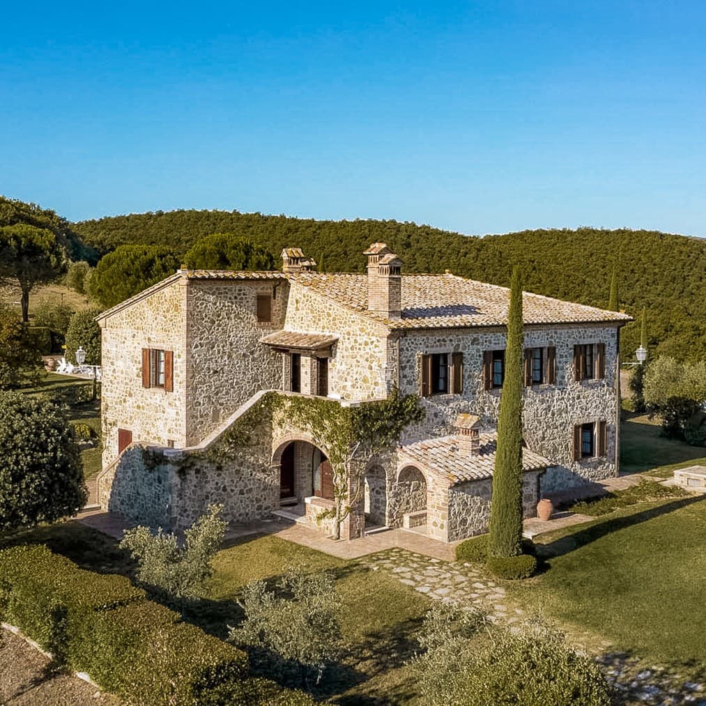 Casale toscano con piscine a Torrita di Siena