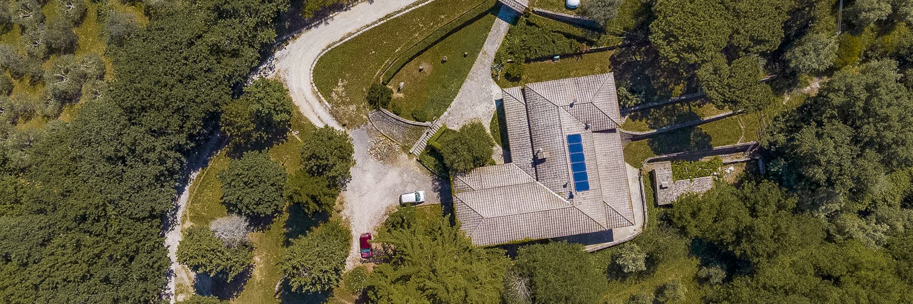 Villa immersa nel verde delle colline toscane, Montepulciano