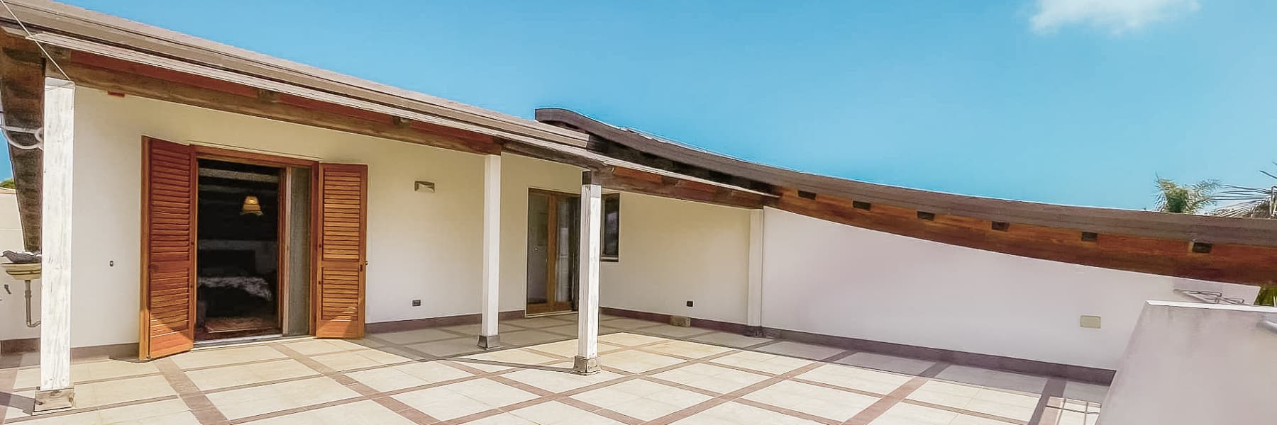 Villa spaziosa con giardino a Siracusa, Sicilia