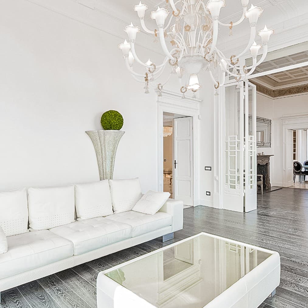 Historic Villa with Lake Maggiore Views, Piemonte