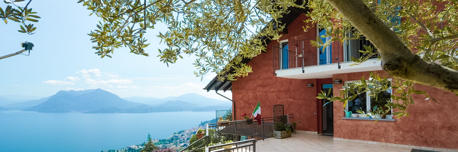 Villa panoramica sulle colline del Lago Maggiore