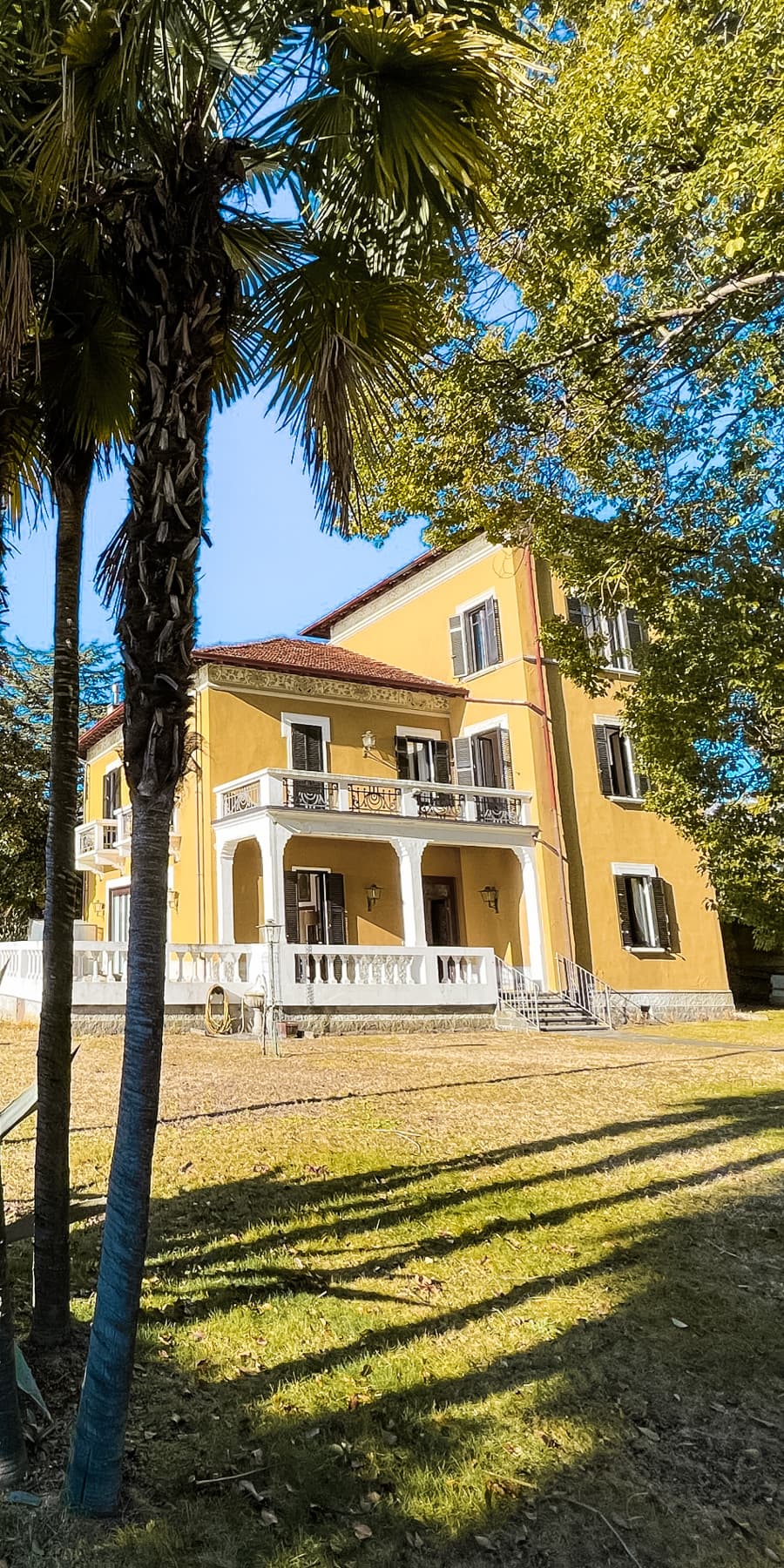Historic Villa Overlooking Lake Maggiore, Lombardia