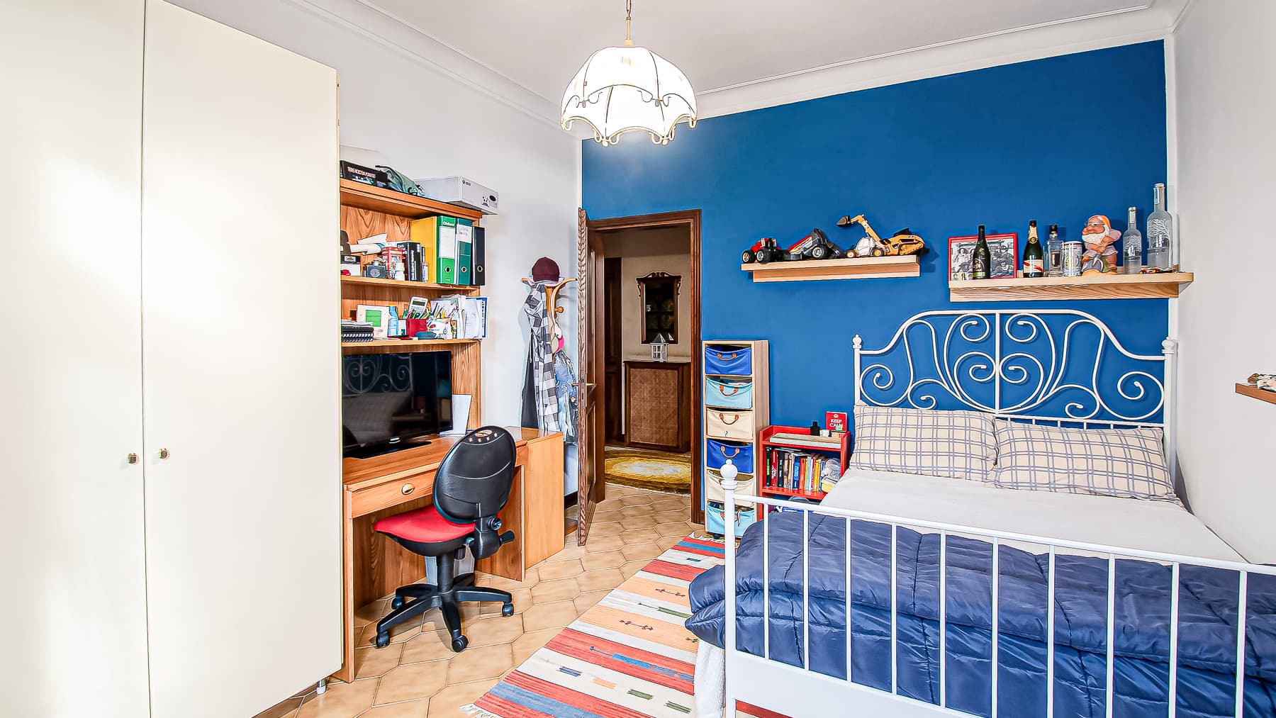 Big Image 15