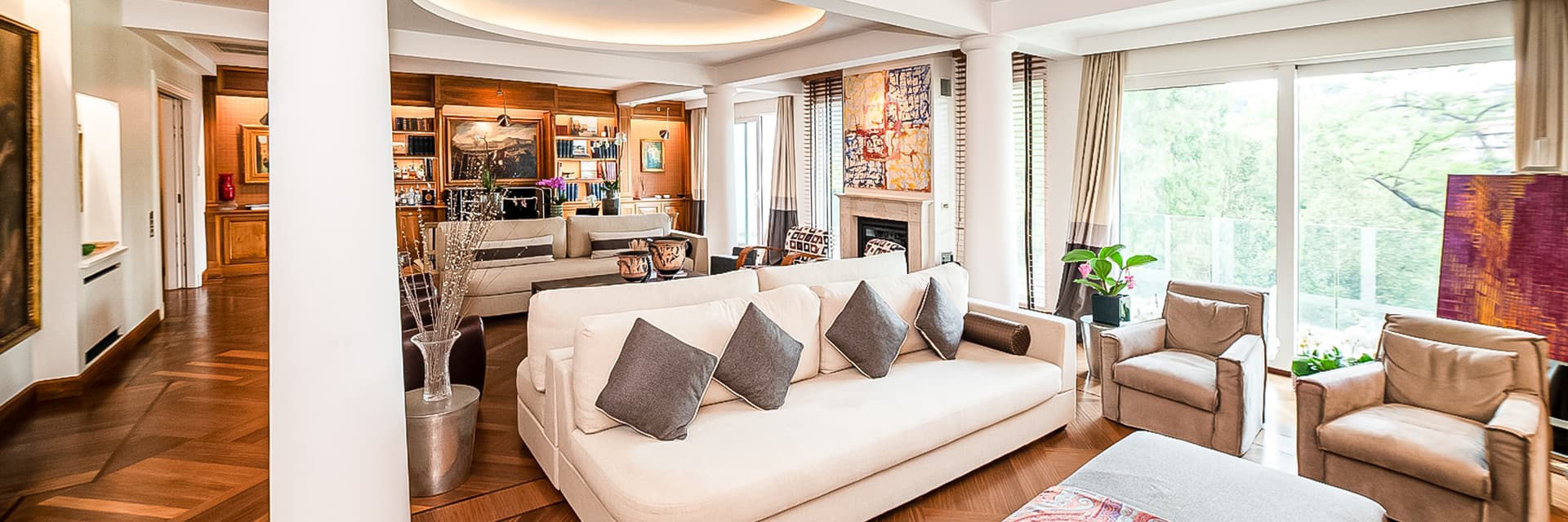 Elegant Townhouse in Prestigious Rome District