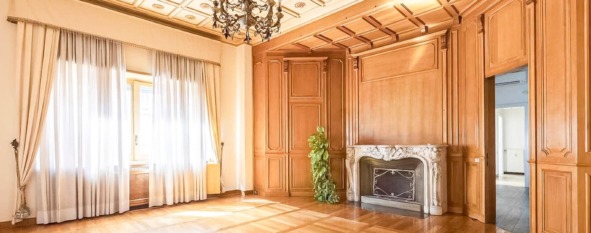 Prestigious Apartment in Rome's Monti Parioli