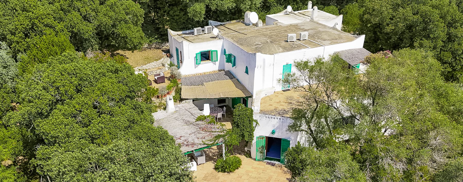 Villa esclusiva al Circeo con vista mare e piscina