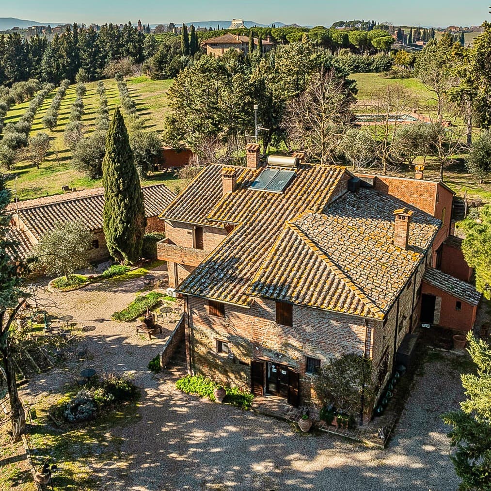 Casale con Piscina in Campagna Umbra, Castiglione del Lago