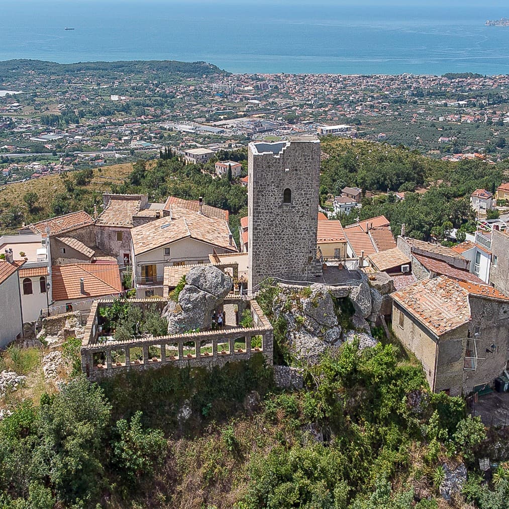 Villa storica con vista mare nel cuore di Formia