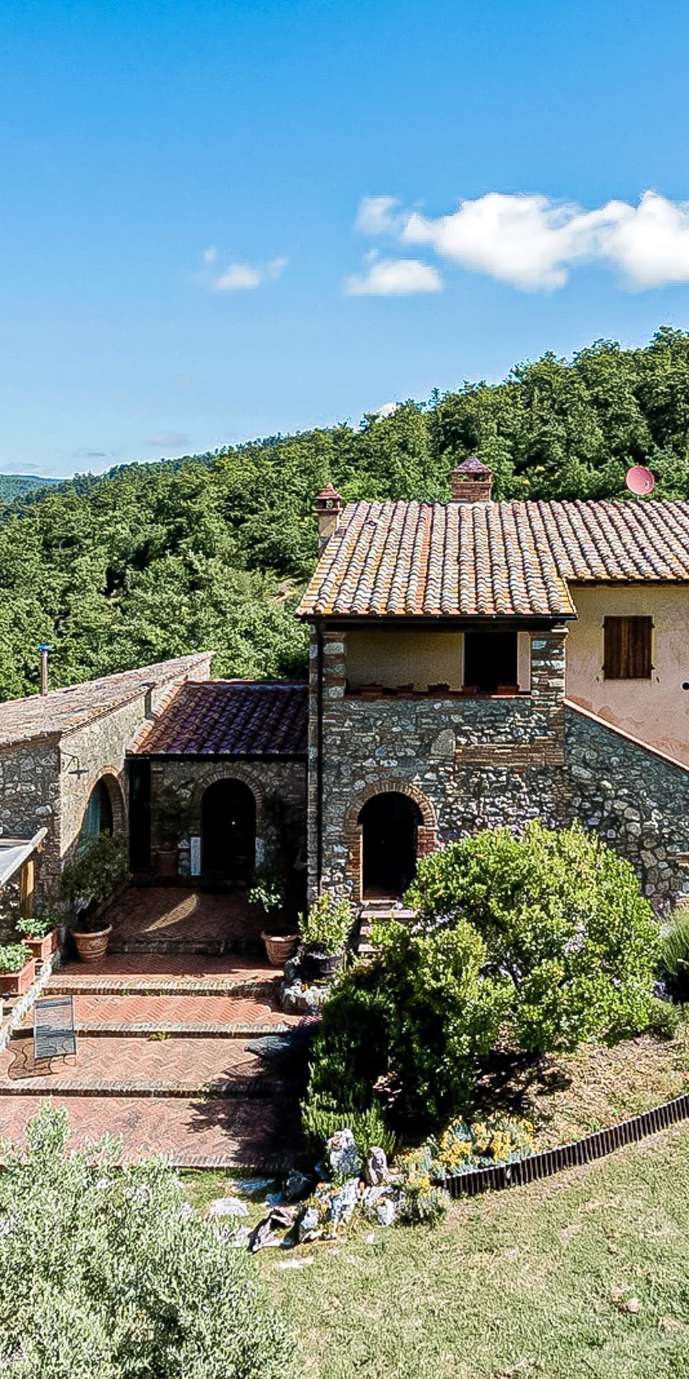 Casale panoramico in Val d'Orcia, vicino a Sarteano