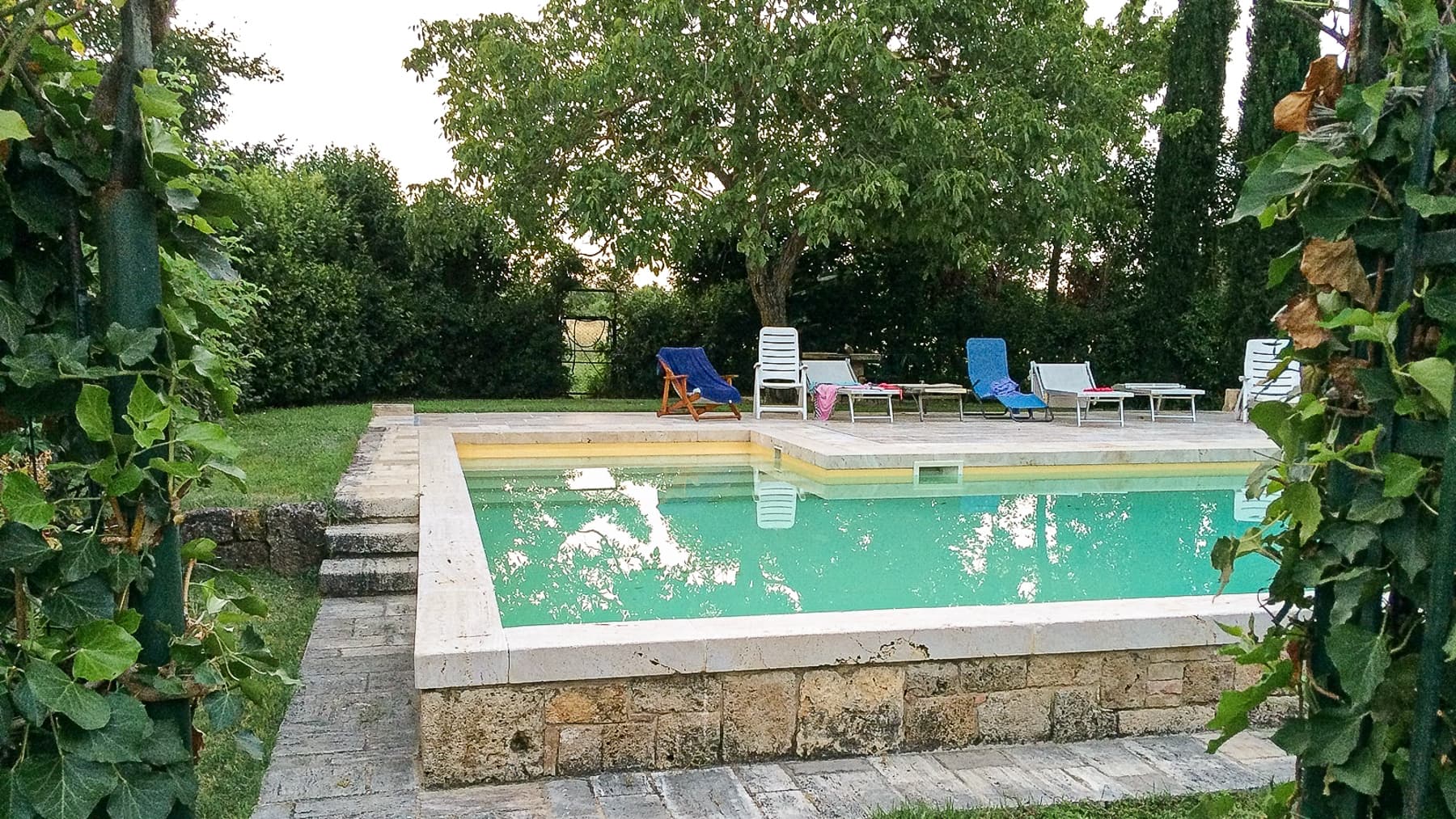 Big Image 24