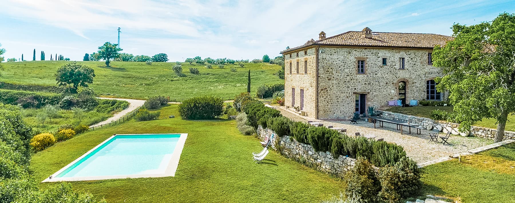 Casale con Piscina Panoramica a Montegabbione, Umbria