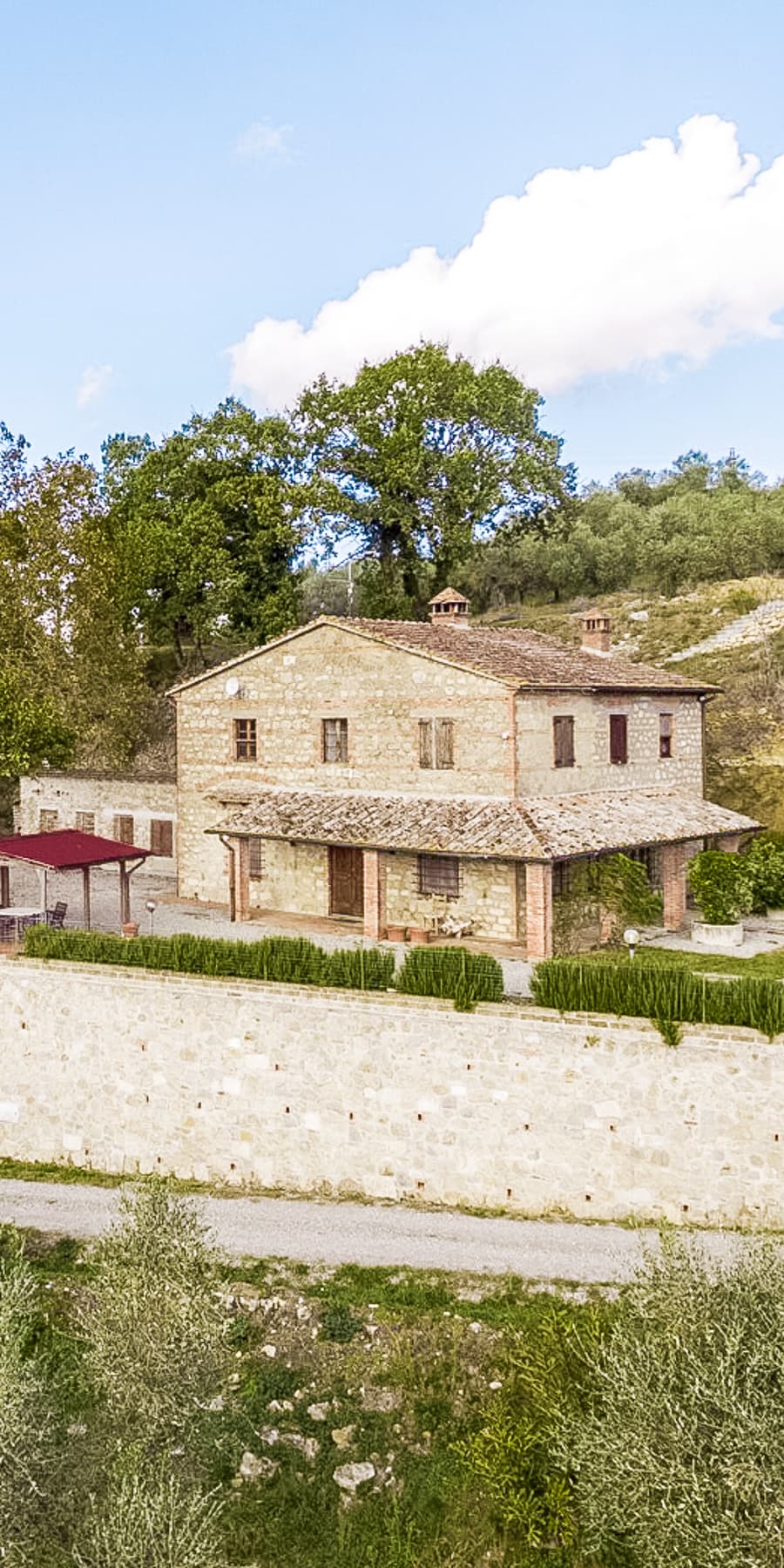 Casale panoramico con azienda agricola a Cetona, Toscana