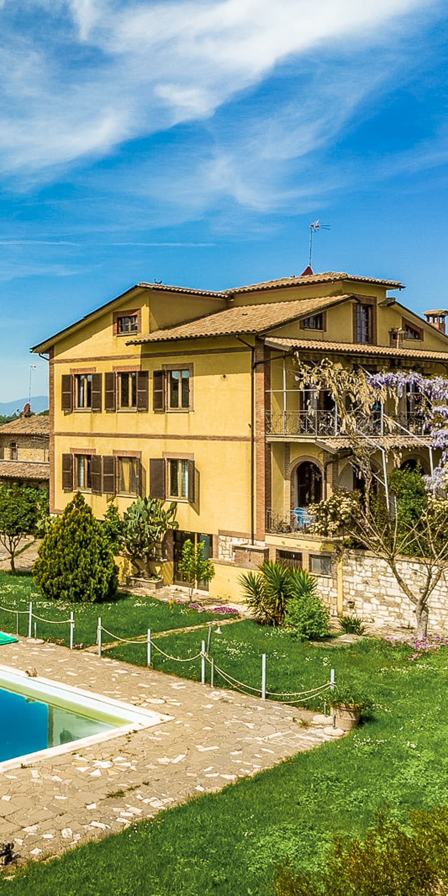 Casale panoramico con piscina a Torrita di Siena, Toscana