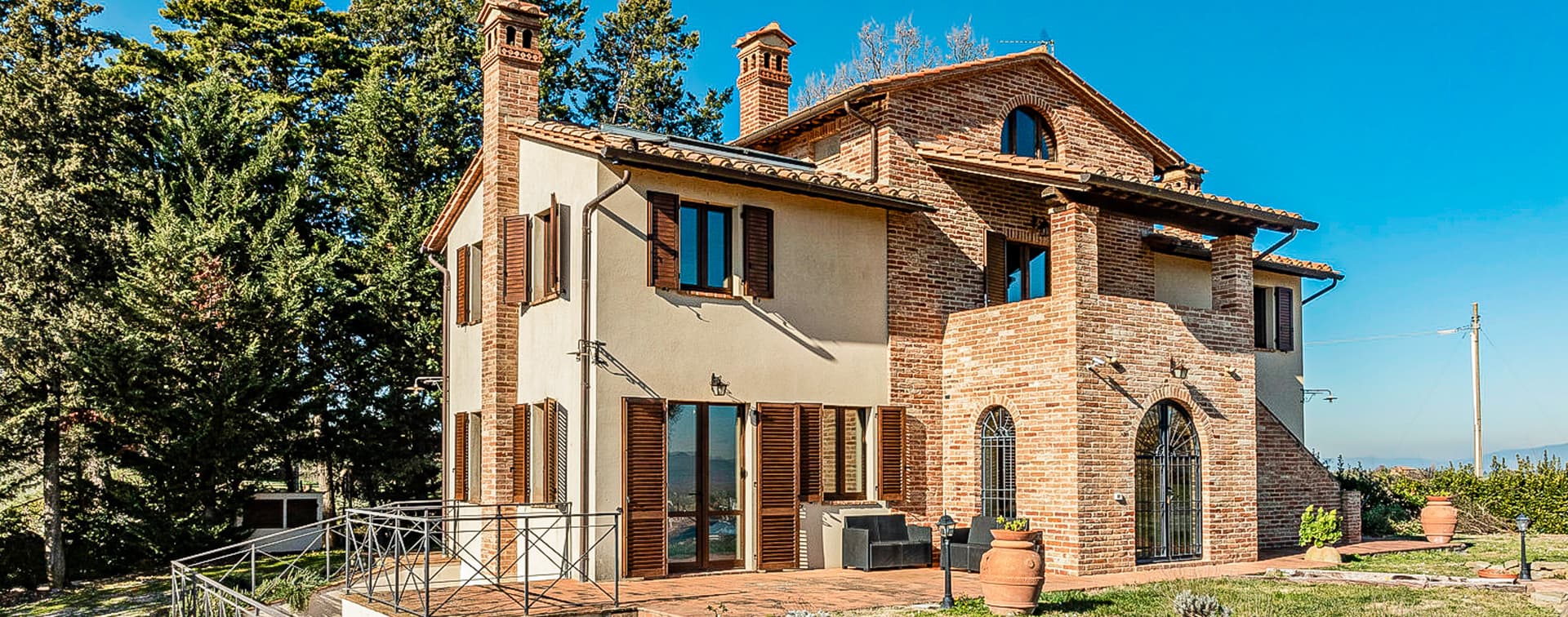 Casale ristrutturato in Umbria, vicino al Lago Trasimeno