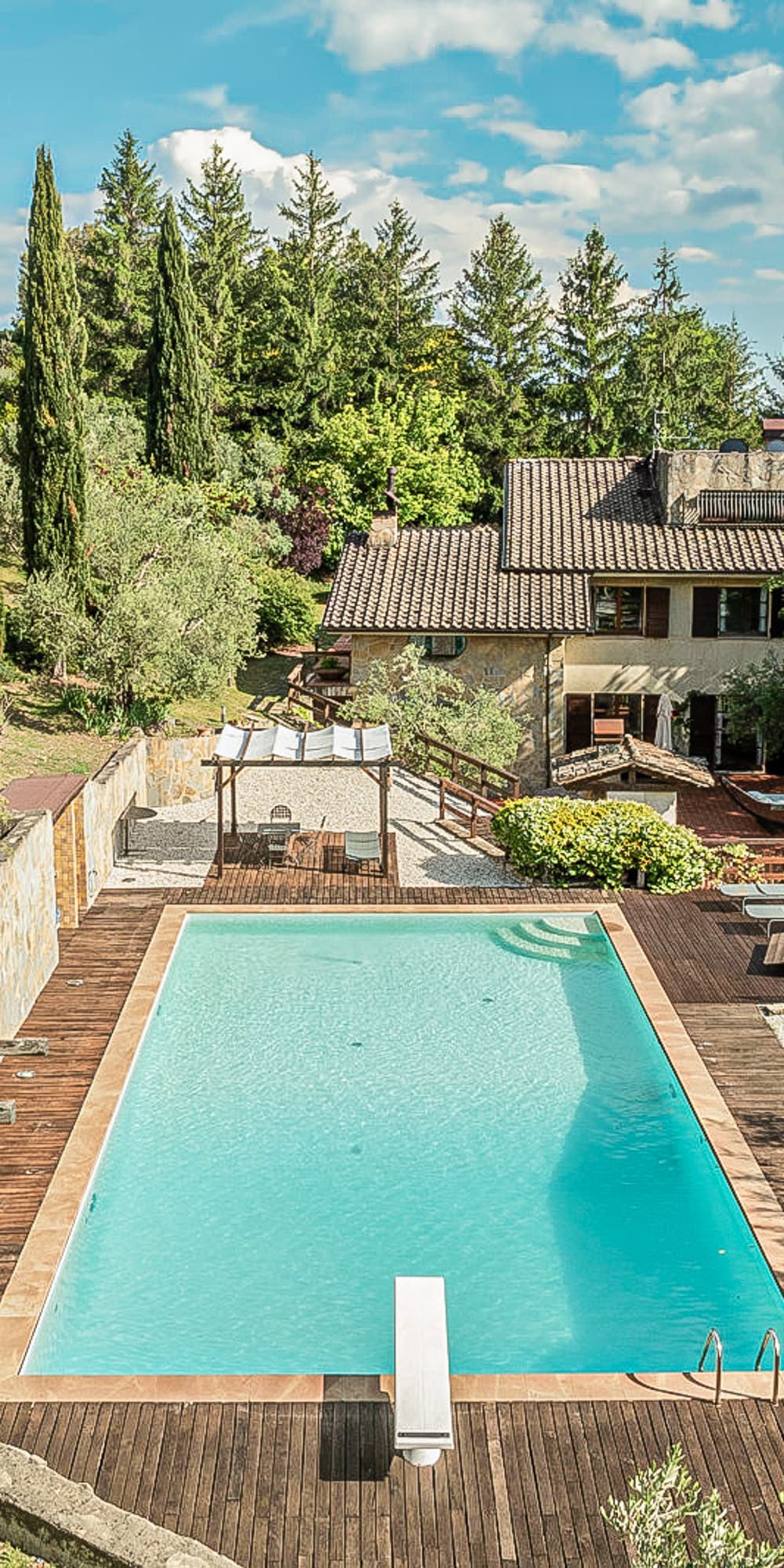 Villa panoramica con piscina a Montone, Umbria