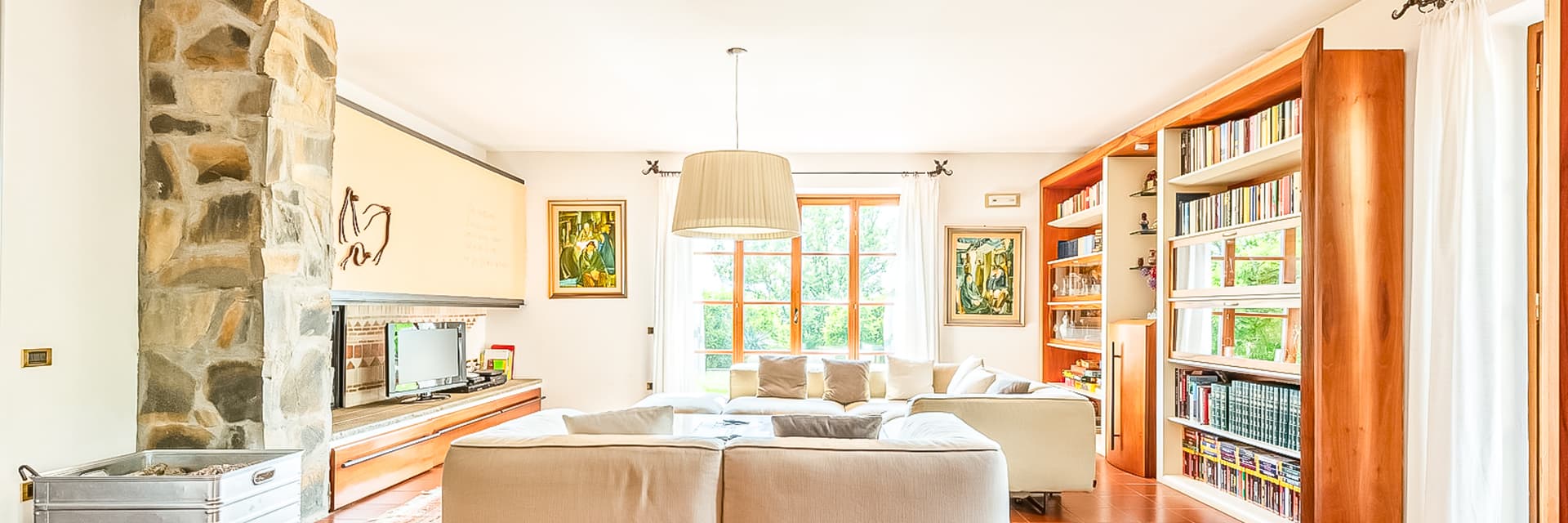 Villa panoramica con piscina a Montone, Umbria