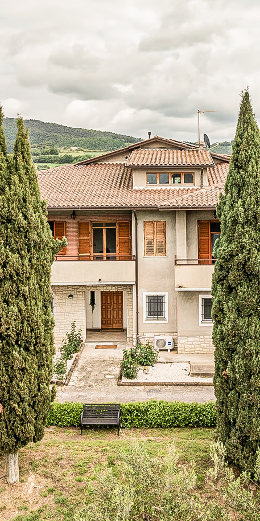 Spacious Villa in Scenic Deruta, Umbria