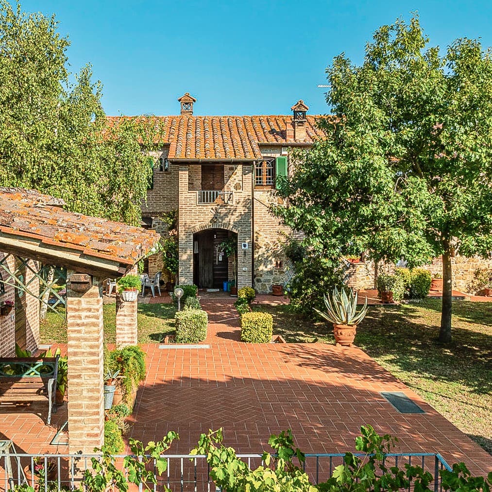 Casale storico con piscina a Castiglione del Lago, Umbria