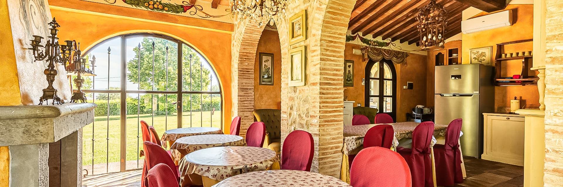 Charming Villa Near Lake Trasimeno, Umbria