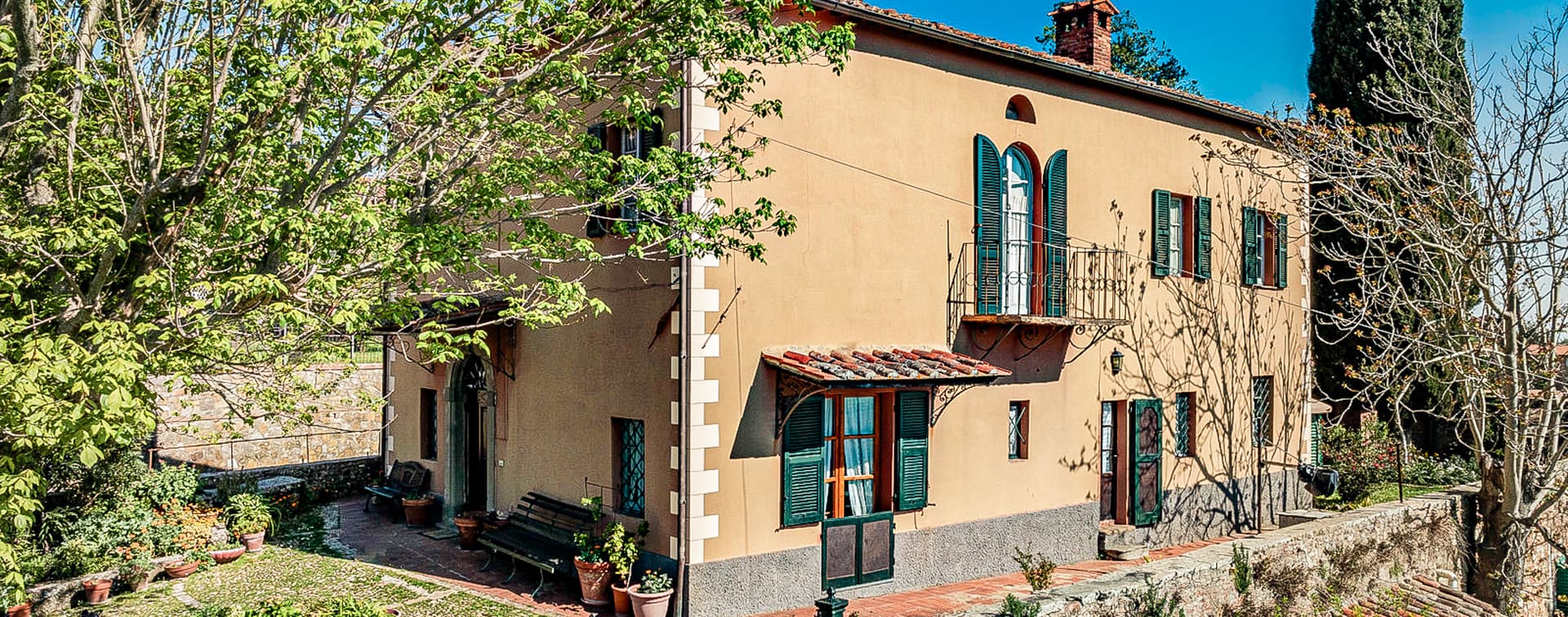 Historic Villa with Panoramic Views in Umbria