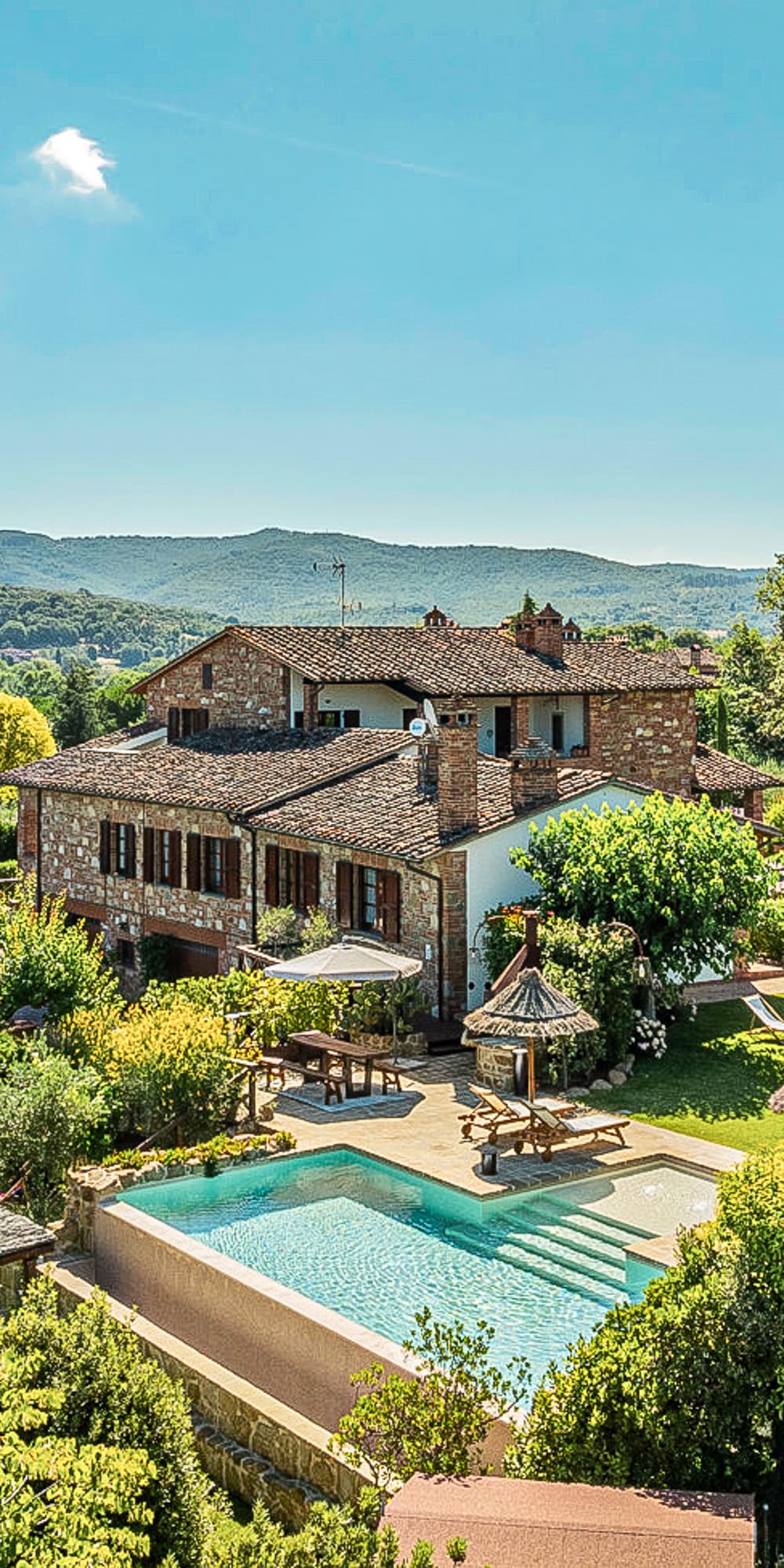 Casale di lusso con piscina a Città della Pieve, Umbria