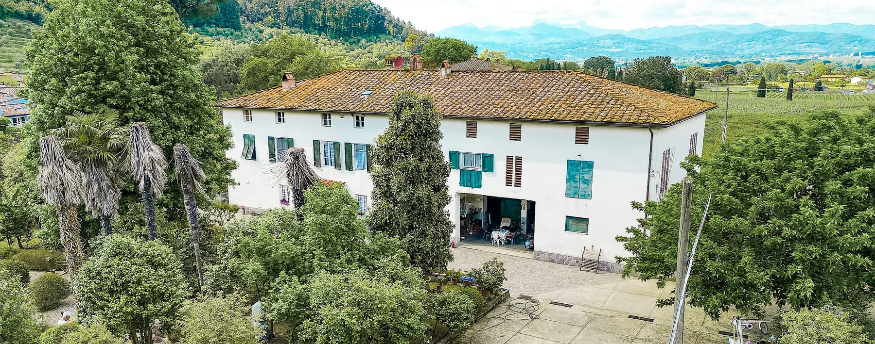 Prestigious Villa Near Lucca, Heart of Tuscany