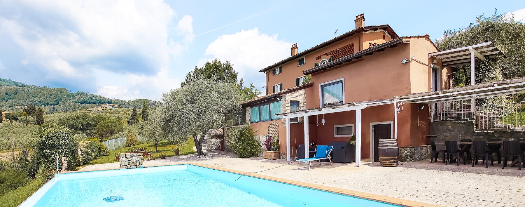 Charming Rustic Country House near Lucca, Tuscany