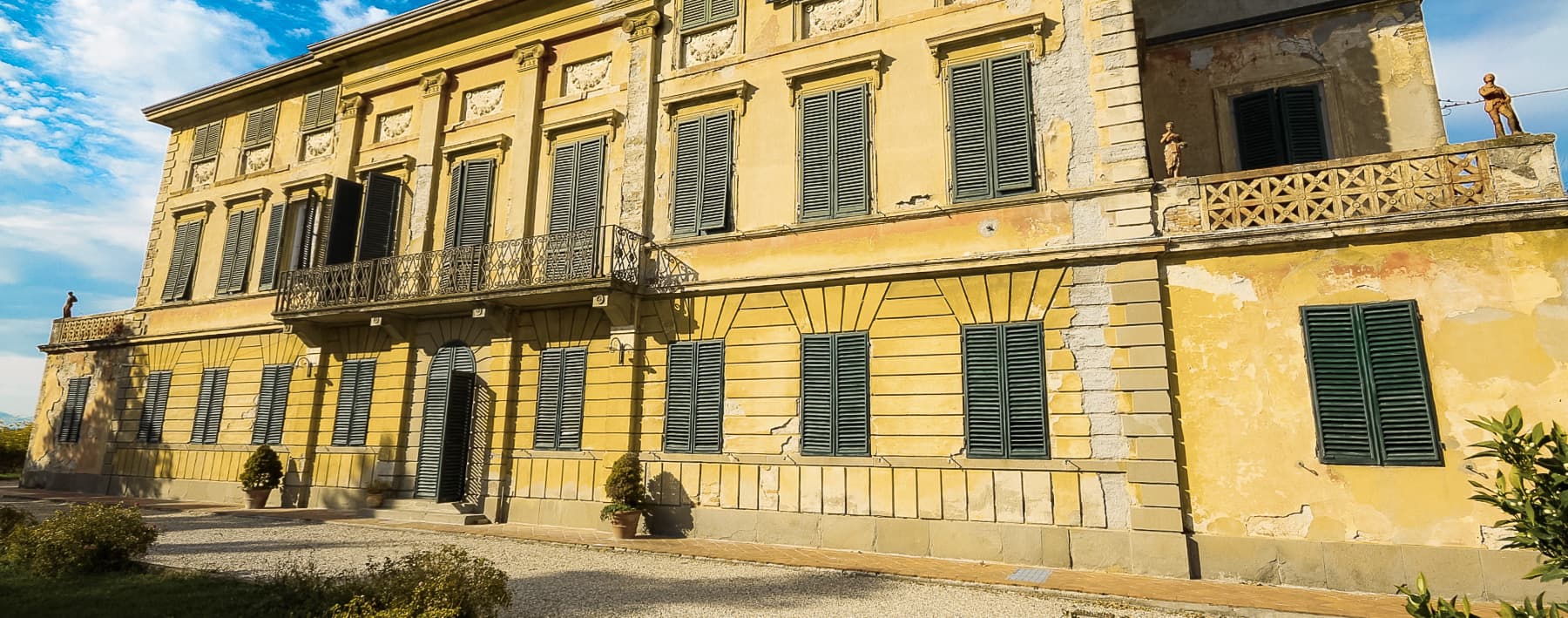 Historic Neoclassical Villa in Capannori, Tuscany