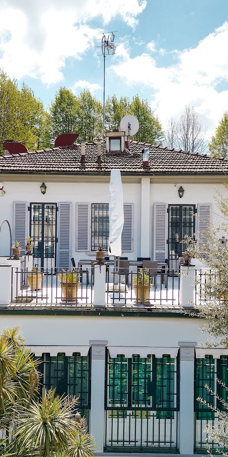 Elegant Villa in Lucca, Tuscany - Fully Renovated