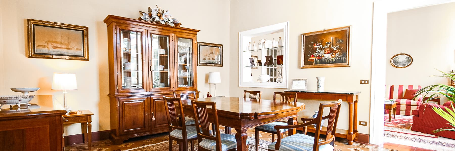 Elegant Apartment in Lucca's Historic Center, Tuscany