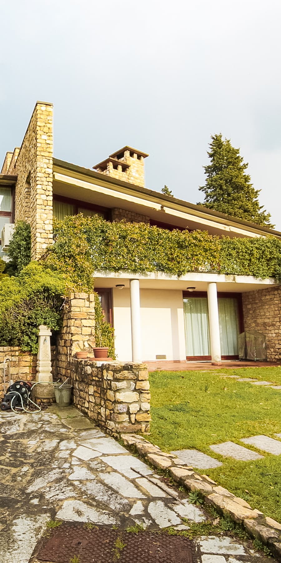 Modern Villa for Sale in Cosenza, Calabria