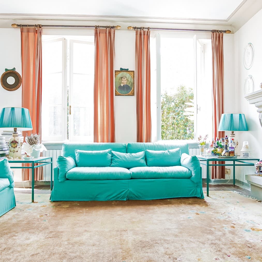 Villa storica con piscina tra le colline di Lucca, Toscana