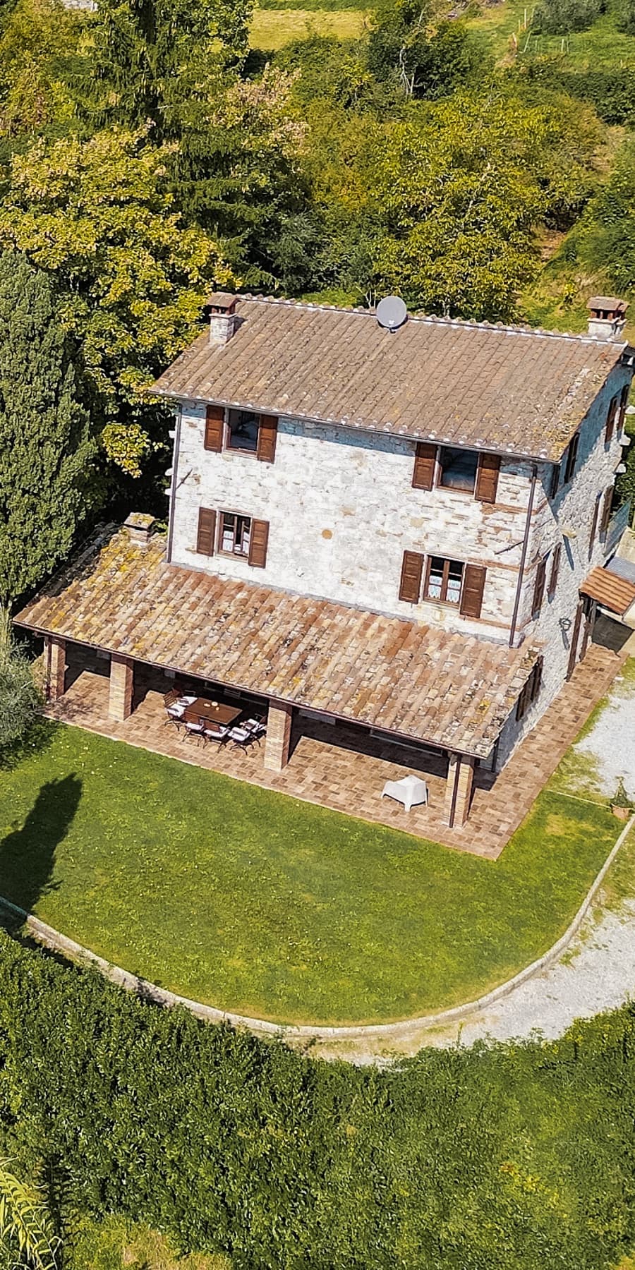 Rustic Country House with Pool in Tuscany, Pescaglia