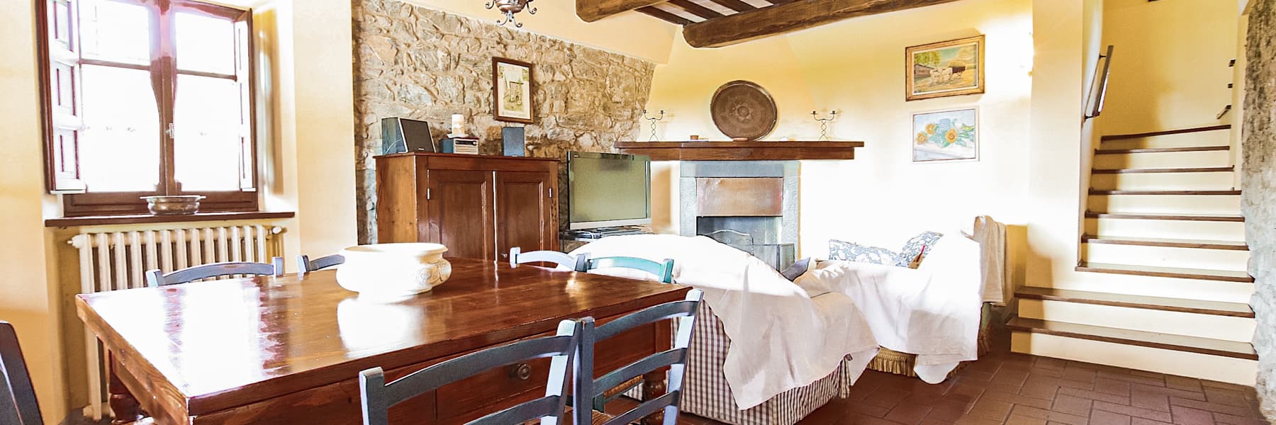 Rustic Country House with Pool in Tuscany, Pescaglia