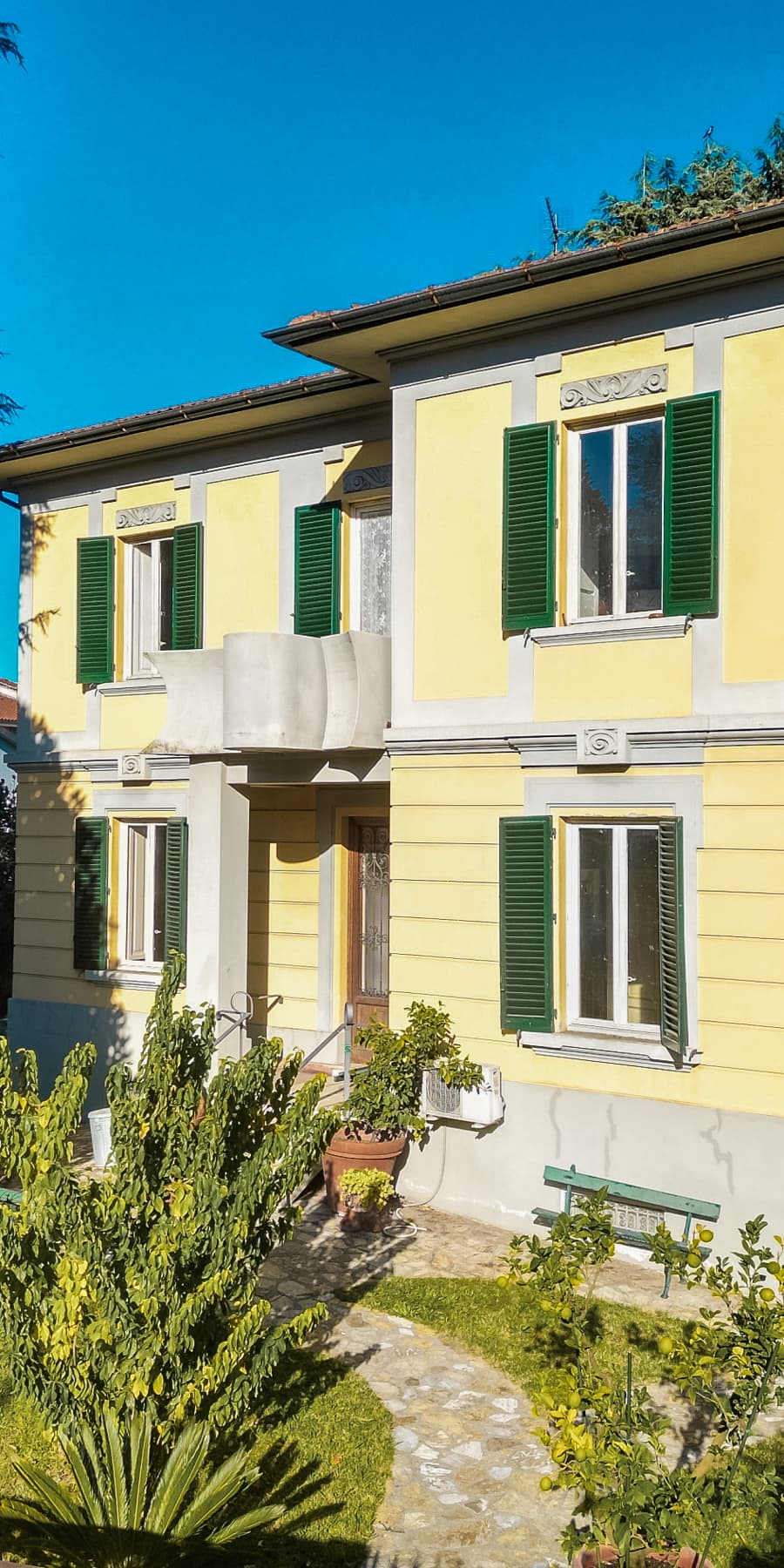 Historic Villa with Park in Lucca, Tuscany