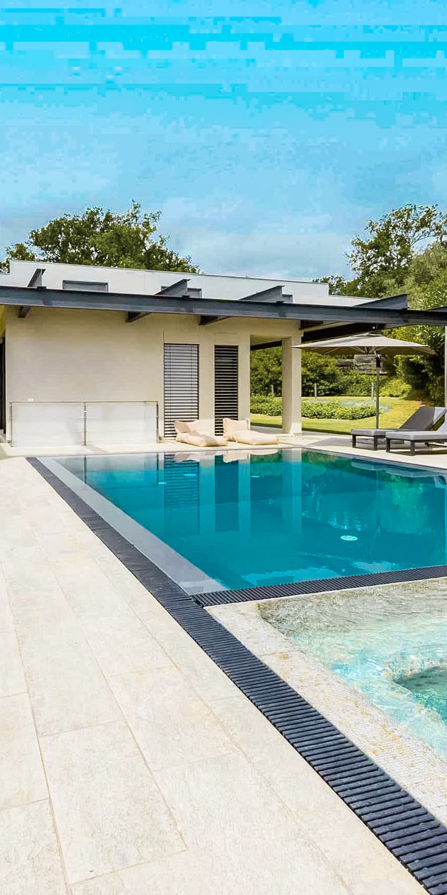 Modern Design Villa in Lucca, Tuscany with Pool
