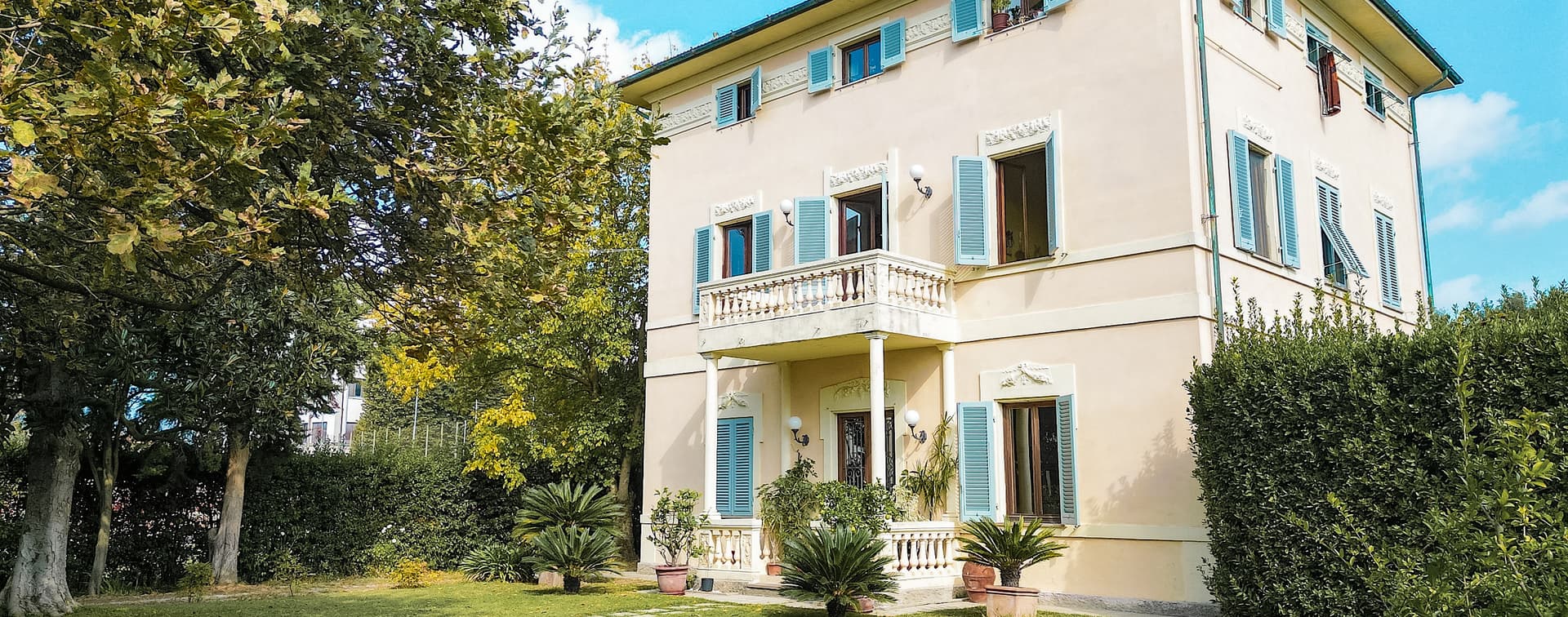 Elegant Villa in Lucca, Heart of Tuscany