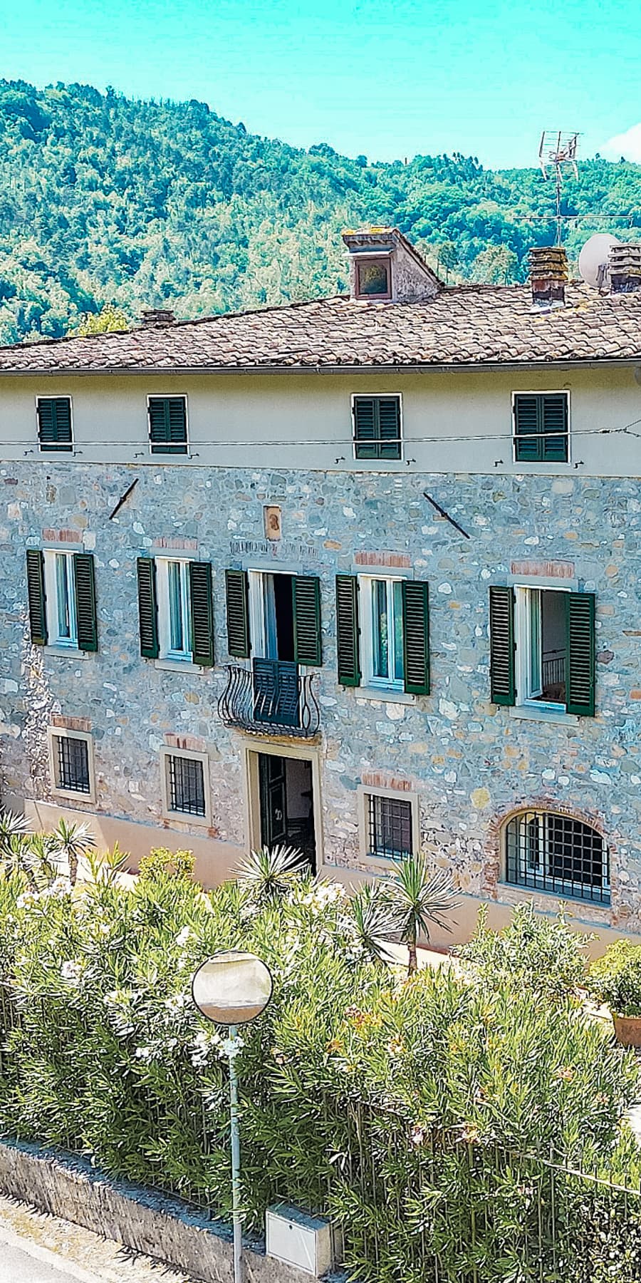 Elegant Villa in Pescaglia, Tuscany Near Versilia Coast