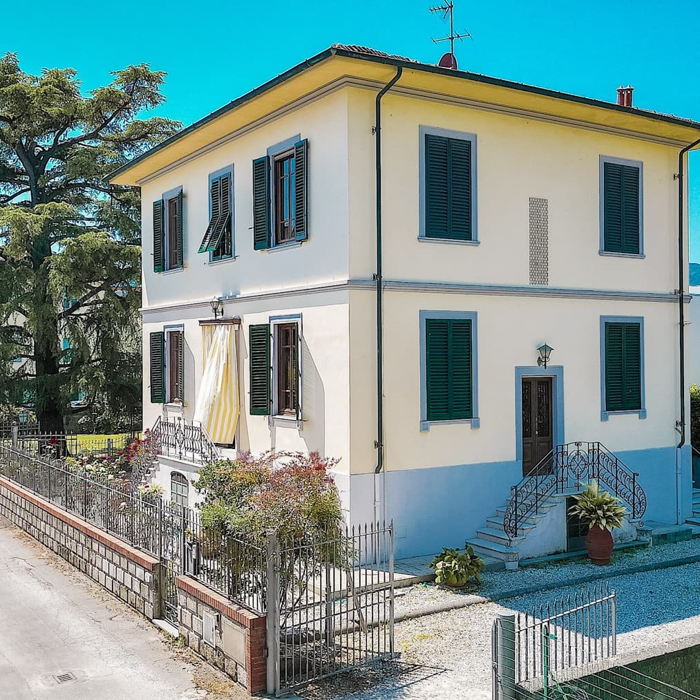 Elegant Villa in Rome, Lazio with Private Garden