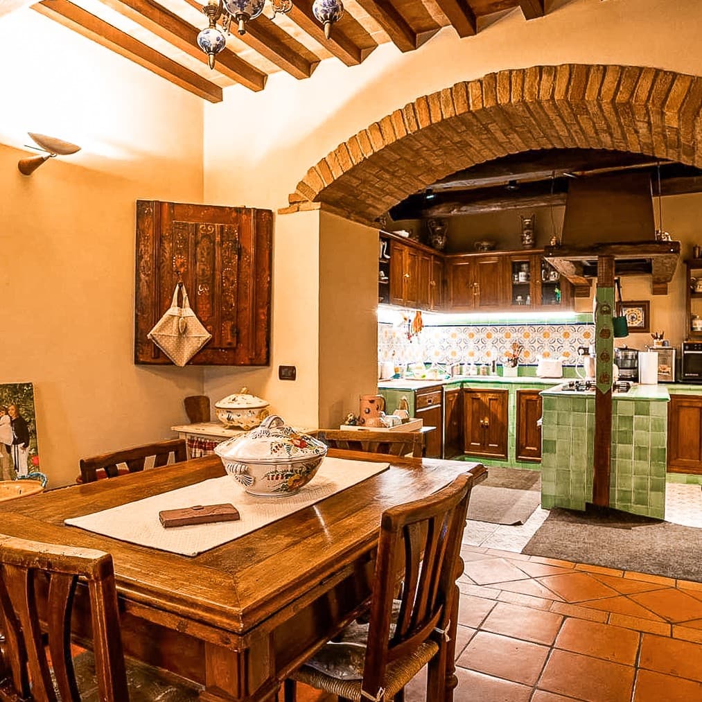 Charming Rustic House in Passignano, Umbria