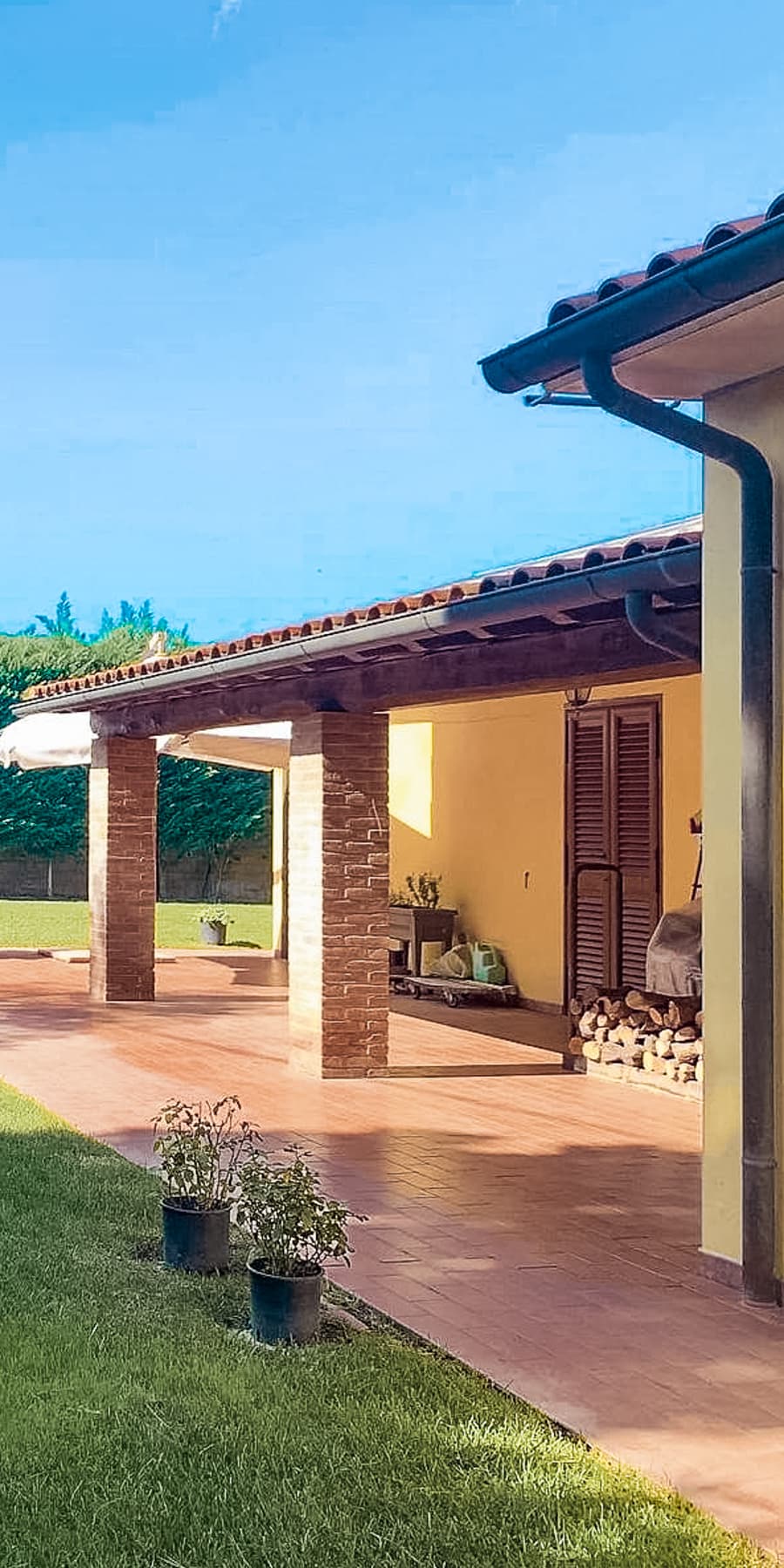 Elegant Villa with Garden in Piombino, Tuscany