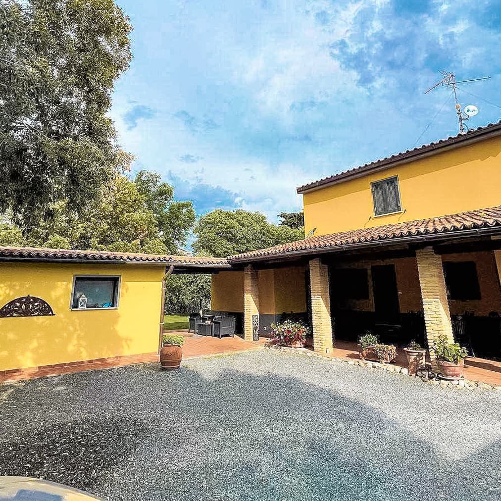 Renovated Villa in Campagnatico, Tuscany with Pool